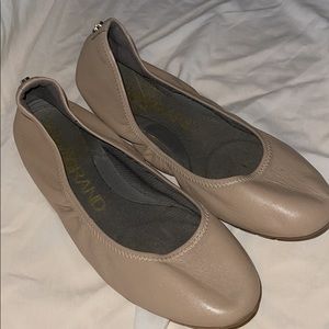 Cole Hann flats